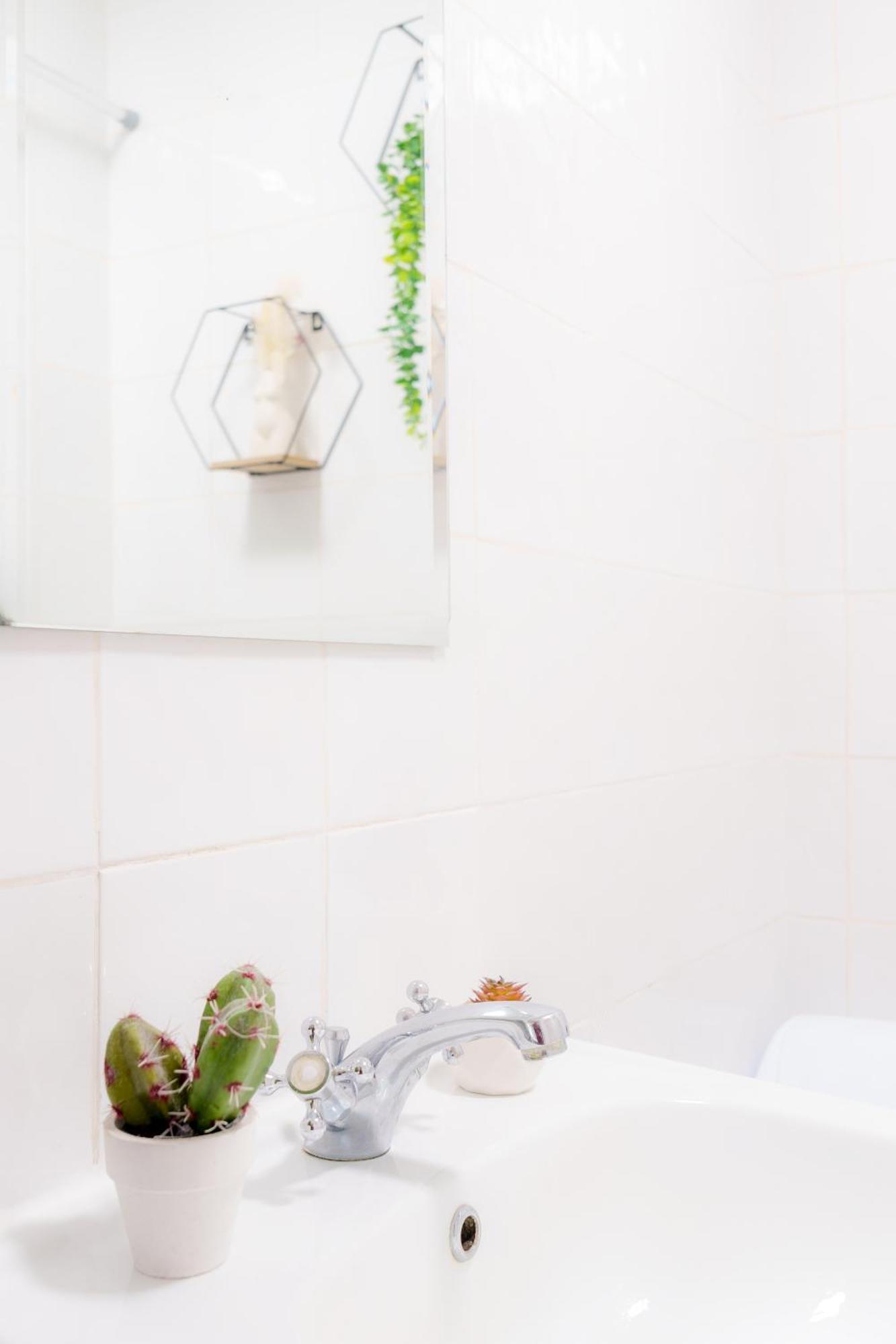 Spacious 2Bd 2Baths Apartment In Central Londyn Zewnętrze zdjęcie